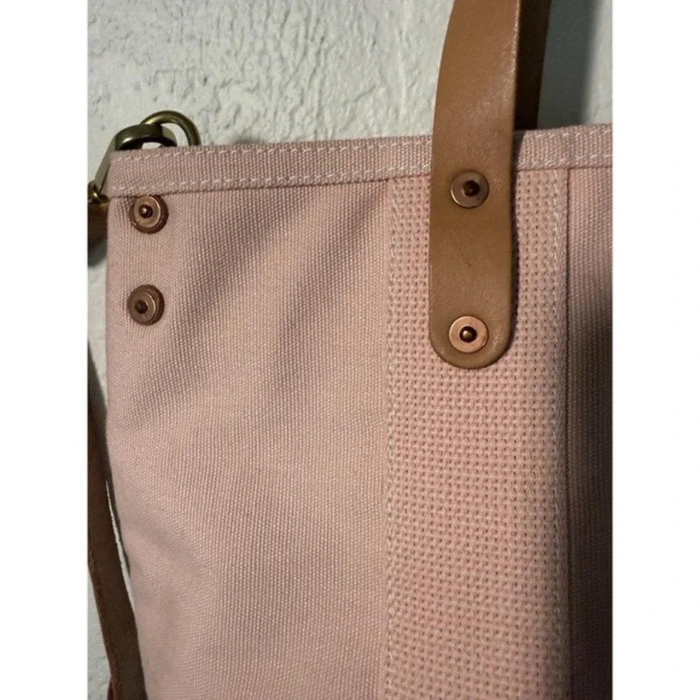 North End Bag Co The MARTIN Tote Bag Peachy Pink Canvas & Leather Trim Crossbody - Picture 2 of 15